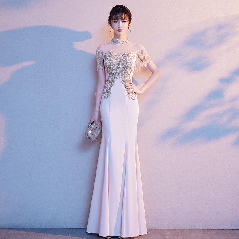 ชุดราตรี ชุดราตรีสวยหรู แบบ ทันสมัย Evening dress