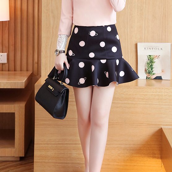Skirt317 กระโปรงไซส์ใหญ่เอว 34 นิ้วชายระบายซิปหลังสีดำลายวงกลม ผ้าคอตตอนสแปนเด็กซ์เนื้อหนาเรียบสวยมีน้ำหนักไม่ยับง่าย