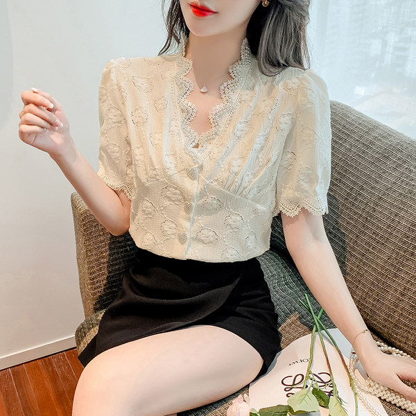 เสื้อเชิ้ตแขนยาววัยรุ่น ลายสวยๆ แบรนด์ YIL AN