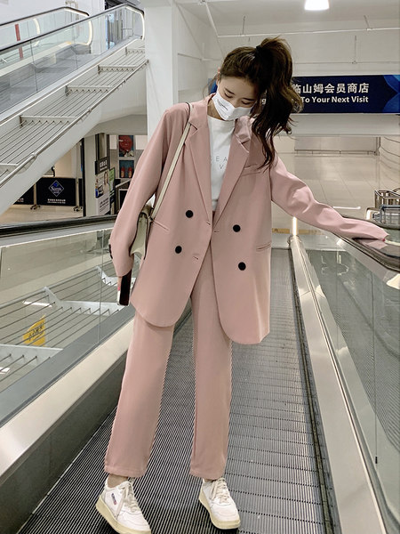 เสื้อโค้ท เสื้อโค้ทกันหนาว เสื้อโค้ทใส่เที่ยวต่างประเทศ ยี่ห้อ: Qianziqian