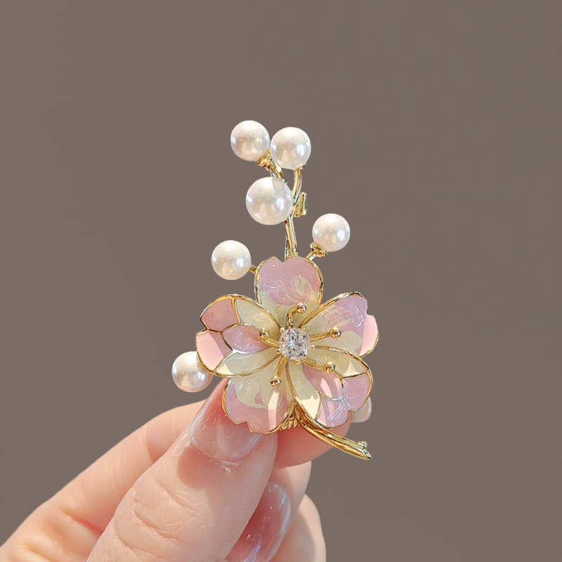 เข็มกลัด เข็มกลัดสวยๆ เข็มกลัดติดเสื้อ Brooch