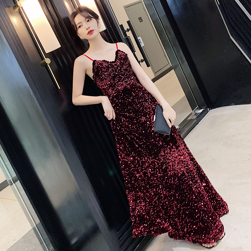 ชุดราตรี ชุดราตรีสวยหรู แบบ ทันสมัย Evening dress
