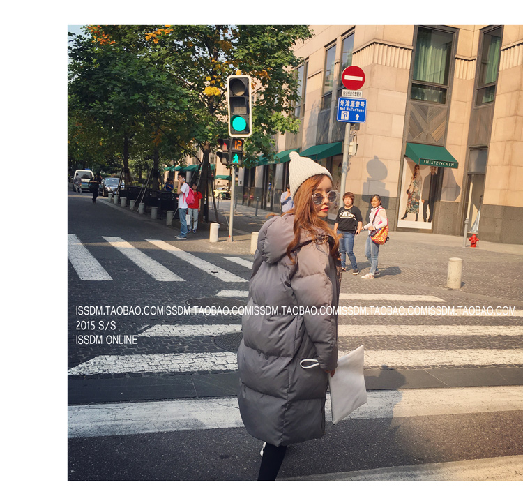 เสื้อกันหนาว สีเทา ตัวยาว ผ้าร่มกันลม บุนวมนุ่ม ซิปและกระดุมหน้า พร้อมส่งจ้า