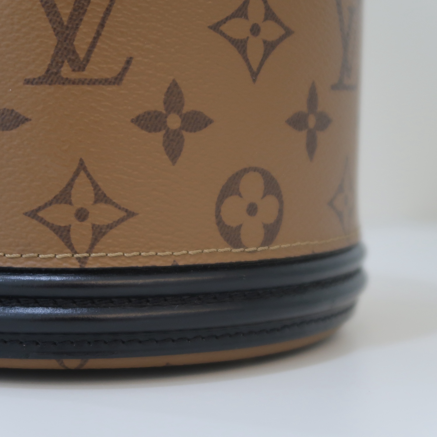 Louis Vuitton Monogram Reverse Cannes