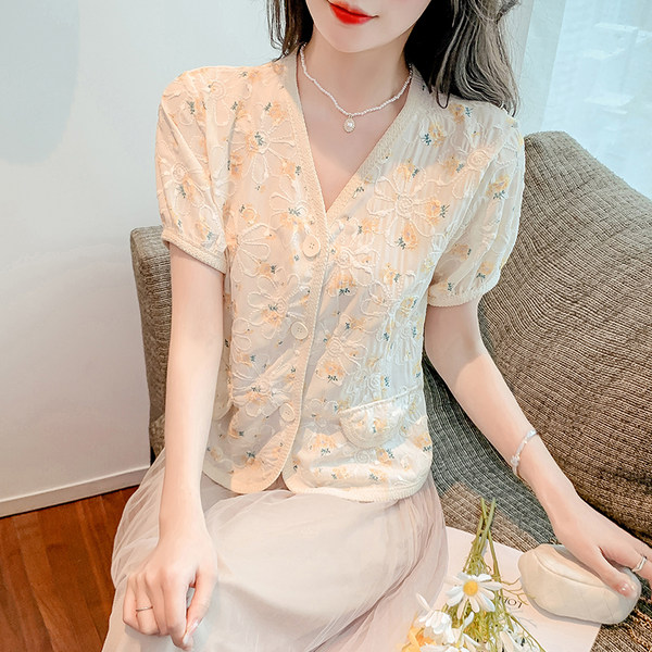 เสื้อลูกไม้สวยๆ เสื้อลูกไม้ เสื้อลูกไม้แฟชั่น BY MIRI