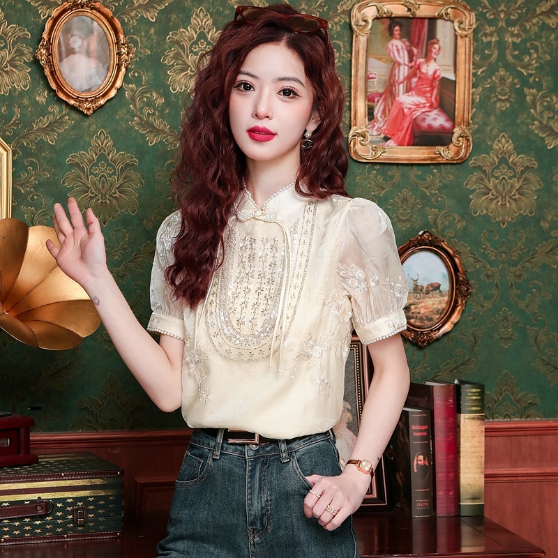 เสื้อเชิ้ตผู้หญิงใส่ทํางาน 390 บาทต่อชิ้น ฟรีค่าจัดส่ง