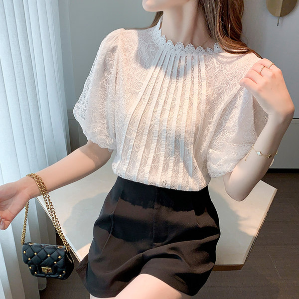 เสื้อลูกไม้ แขนสั้น