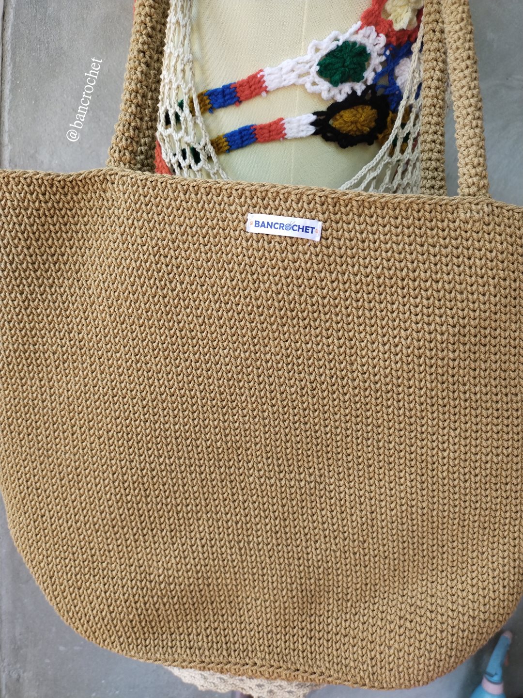 Bancrochet กระเป๋าถักโครเชต์ crochet bag น้ำตาล 29*32*9 สาย 24 cm