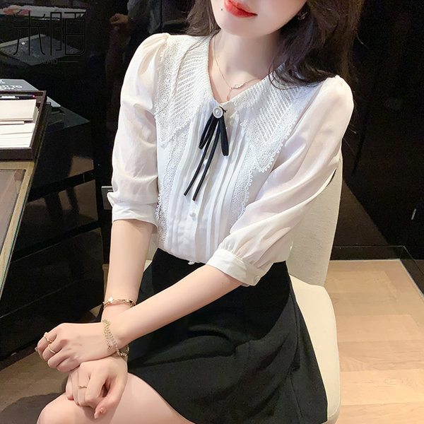 เสื้อลูกไม้ แขนสั้น