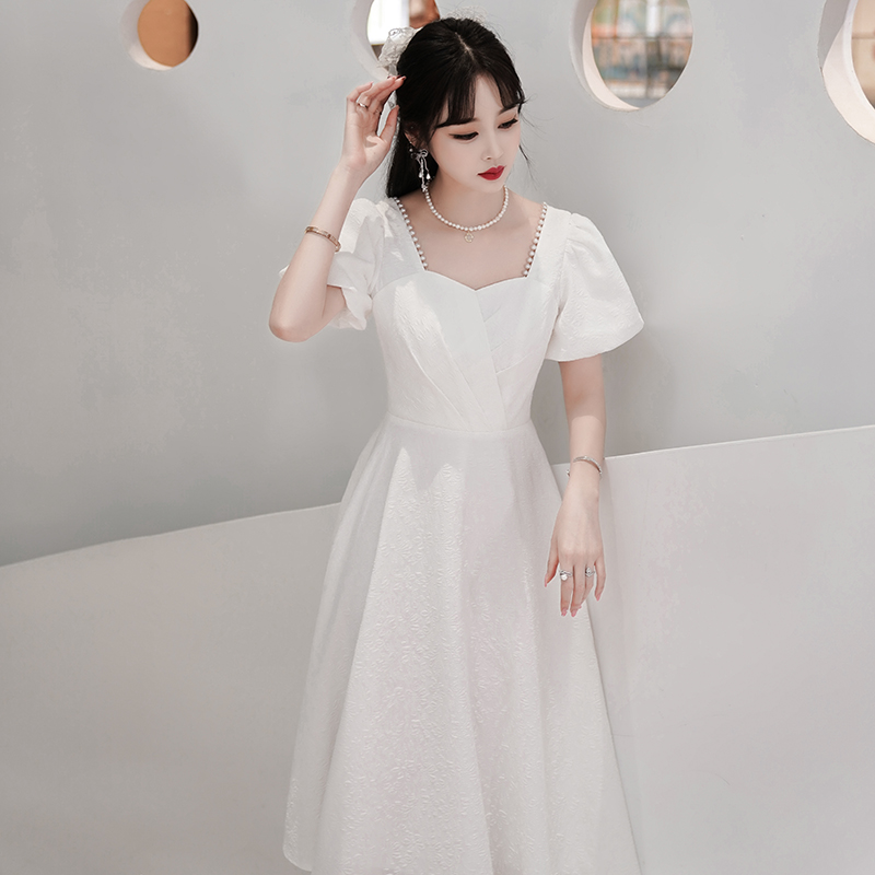ชุดราตรี ชุดราตรีสวยหรู แบบ ทันสมัย Evening dress