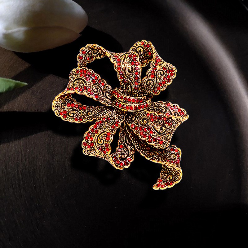 เข็มกลัด เข็มกลัดสวยๆ เข็มกลัดติดเสื้อ Brooch