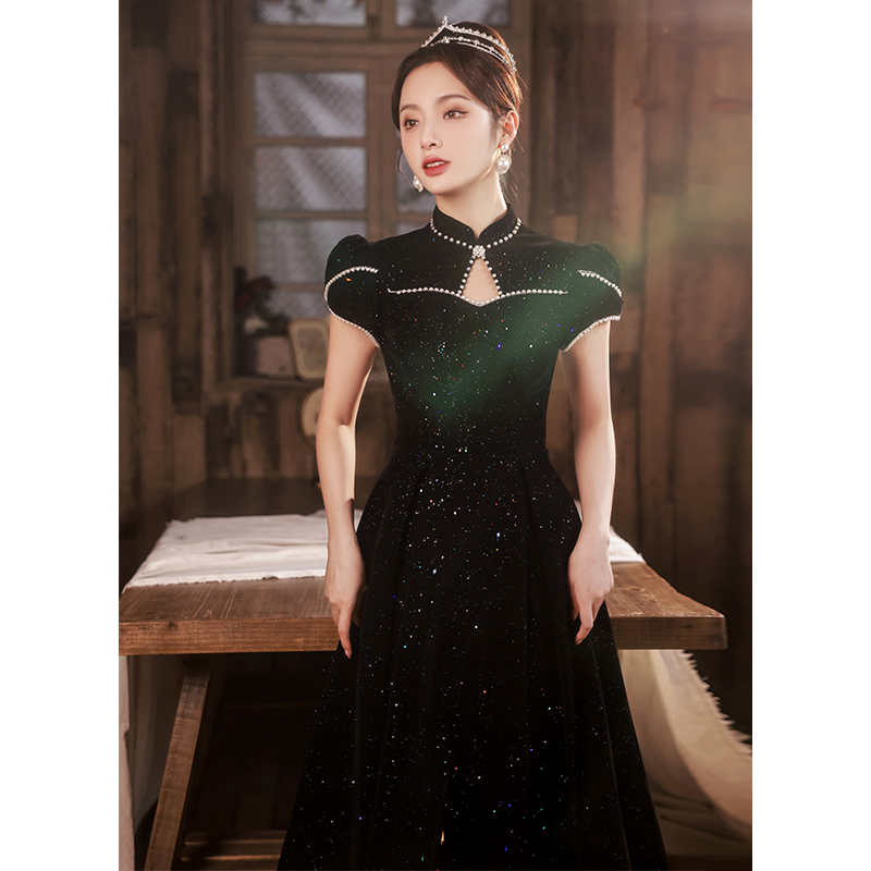 ชุดราตรี ชุดราตรีสวยหรู แบบ ทันสมัย Evening dress