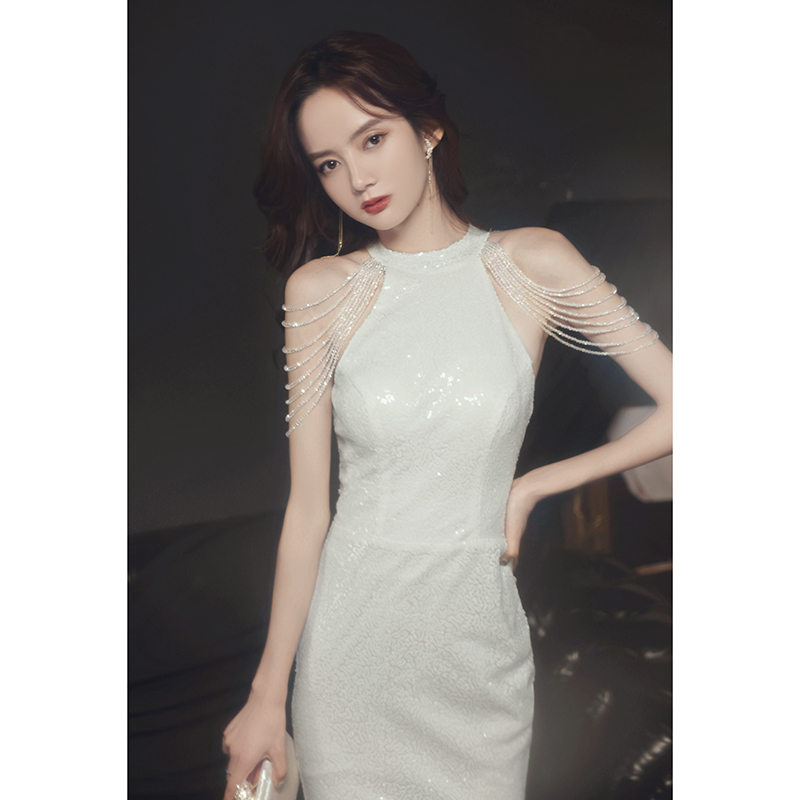 ชุดราตรี ชุดราตรีสวยหรู แบบ ทันสมัย Evening dress