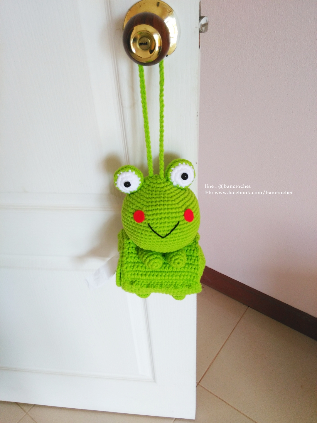 กล่องทิชชูถักเคโระ สำหรับทิชชูม้วน (keroro tissue box cover crochet for tissue roll)