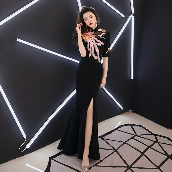 ชุดราตรี ชุดออกงาน ดีไซน์หรู แบรนด์ Angel