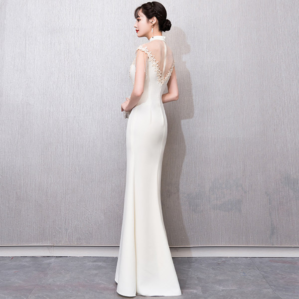 ชุดราตรี ชุดราตรีสวยหรู แบบ ทันสมัย Evening dress