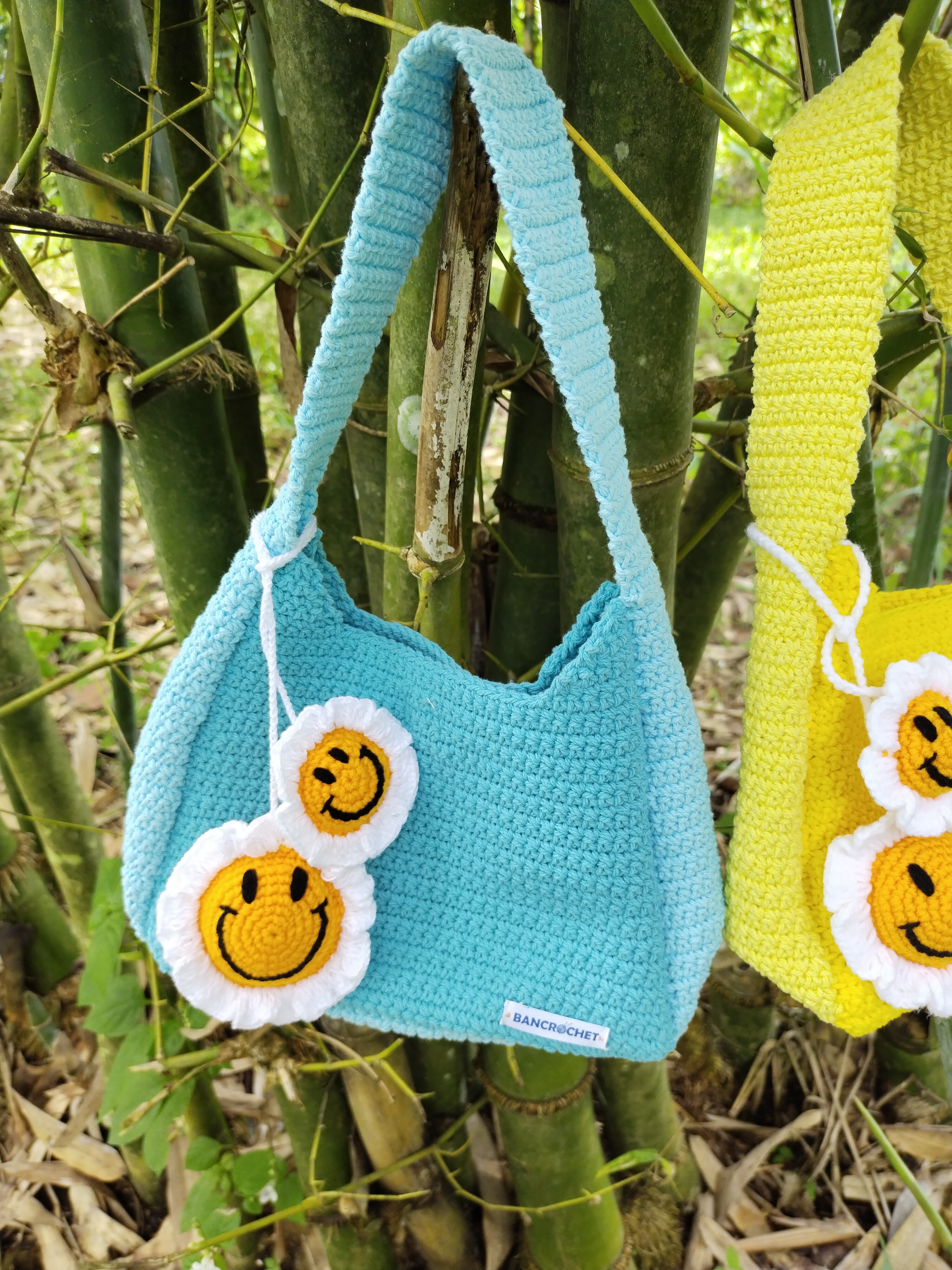 Bancrochet กระเป๋าถักโครเชต์ crochet bag ฟ้า 8*5.5 สาย 7 inch