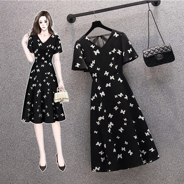 เดรสคนอ้วน เดรสสาวอวบ ชุดเดรสคนอ้วนวัยรุ่น เดรสชีฟองสีดำลายดอกไม้ BY PLUS SIZE Girl