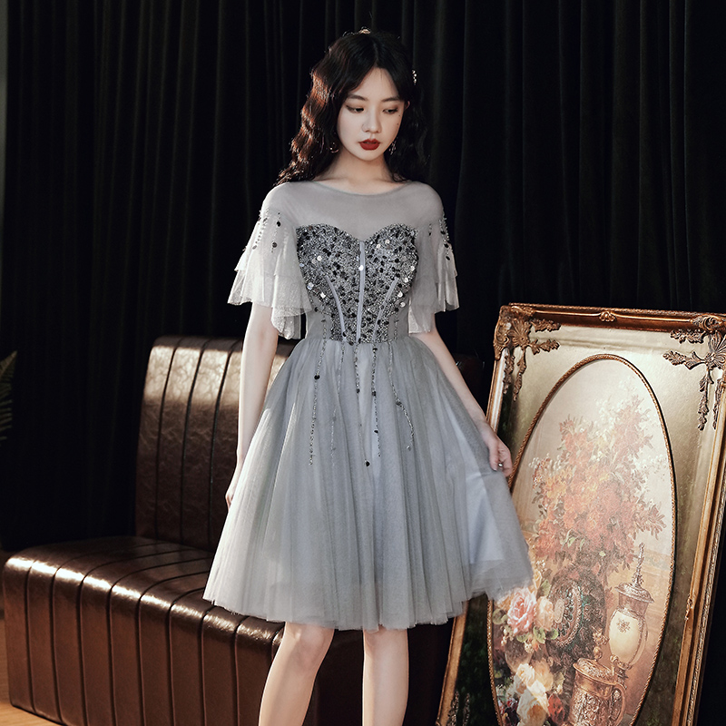 ชุดราตรี ชุดราตรีสวยหรู แบบ ทันสมัย Evening dress