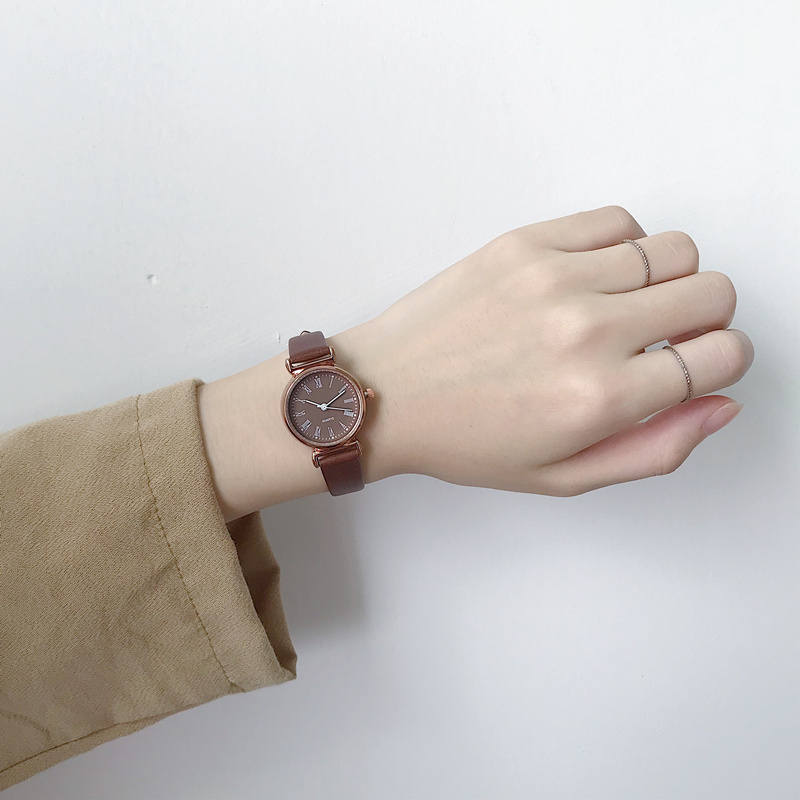 นาฬิกาข้อมือผู้หญิง