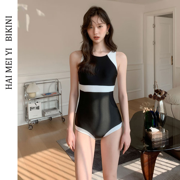 ชุดว่ายน้ำผู้หญิง ชุดว่ายน้ำน่ารัก Bikini ชุดไปทะเล