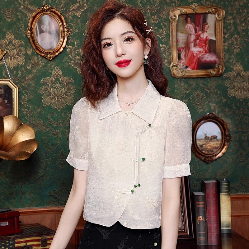 เสื้อเชิ้ตผู้หญิงใส่ทํางาน 390 บาทต่อชิ้น ฟรีค่าจัดส่ง