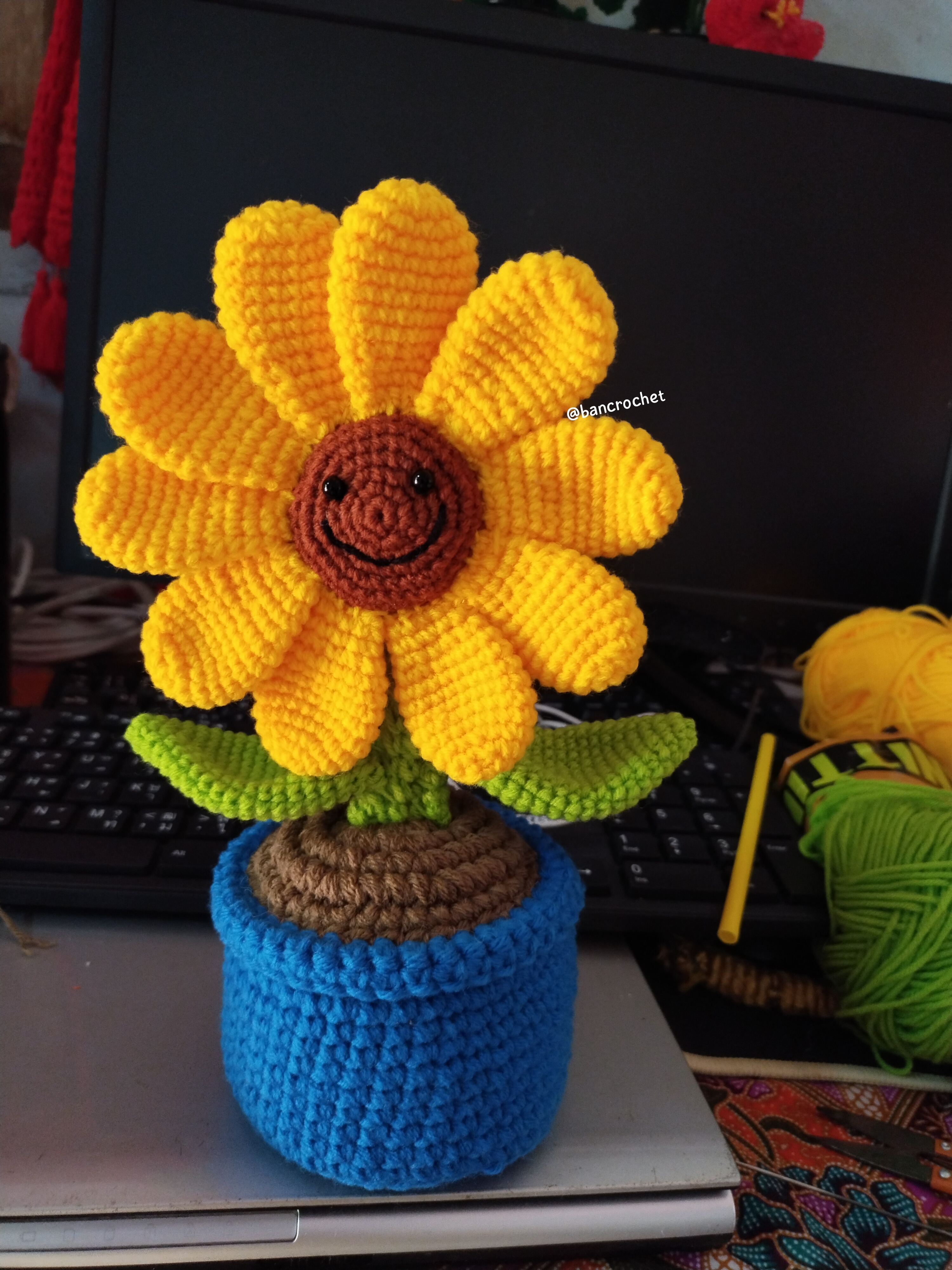 Bancrochet ดอกทานตะวันถักโครเชต์ crochet flower หลากสี 8*5.5