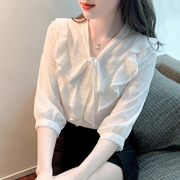 เสื้อลูกไม้ แขนสั้น