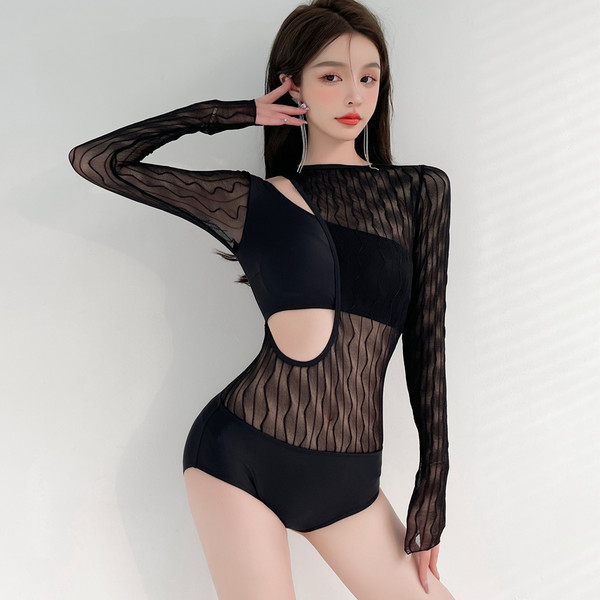 ชุดว่ายน้ำผู้หญิง ชุดว่ายน้ำน่ารัก Bikini ชุดไปทะเล
