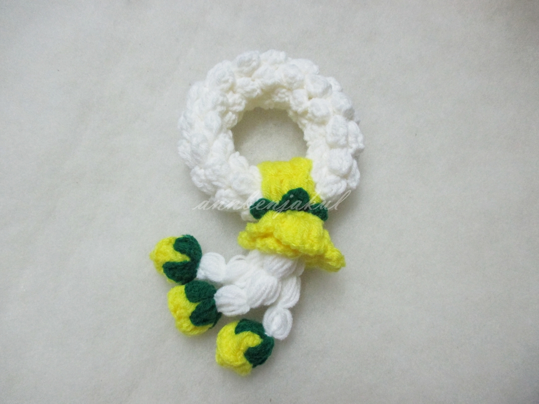 พวงมาลัยโครเชต์