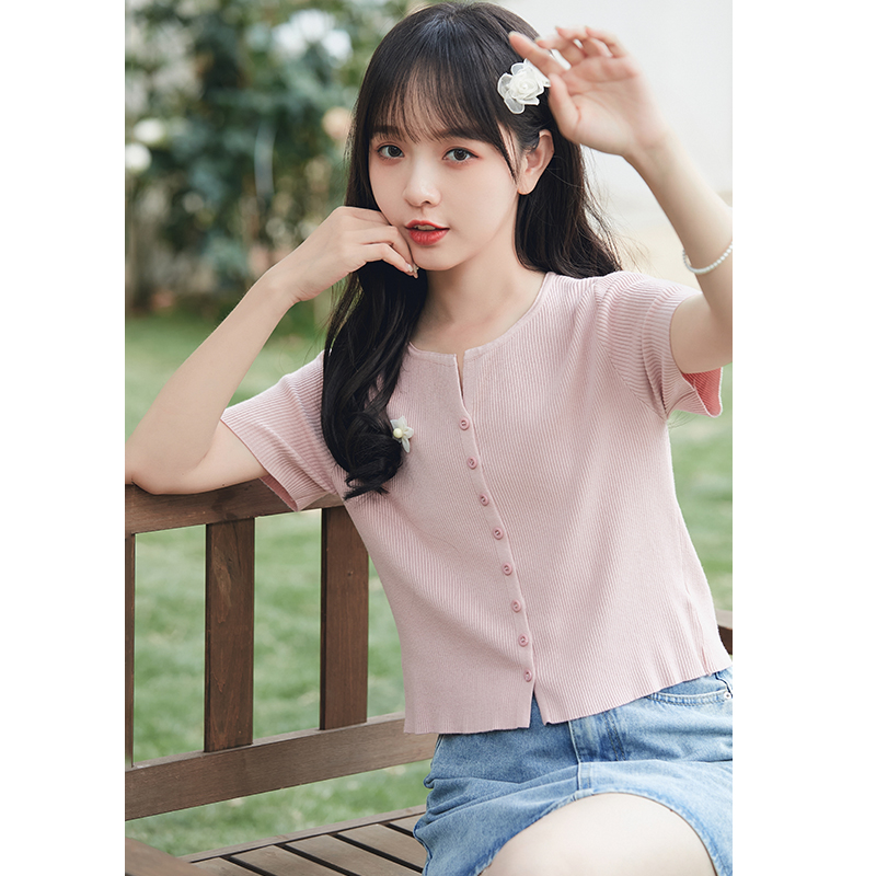 เสื้อผ้าวัยรุ่นเกาหลี เสื้อยืดวัยรุ่นผู้หญิง มีขนาด S M L XL