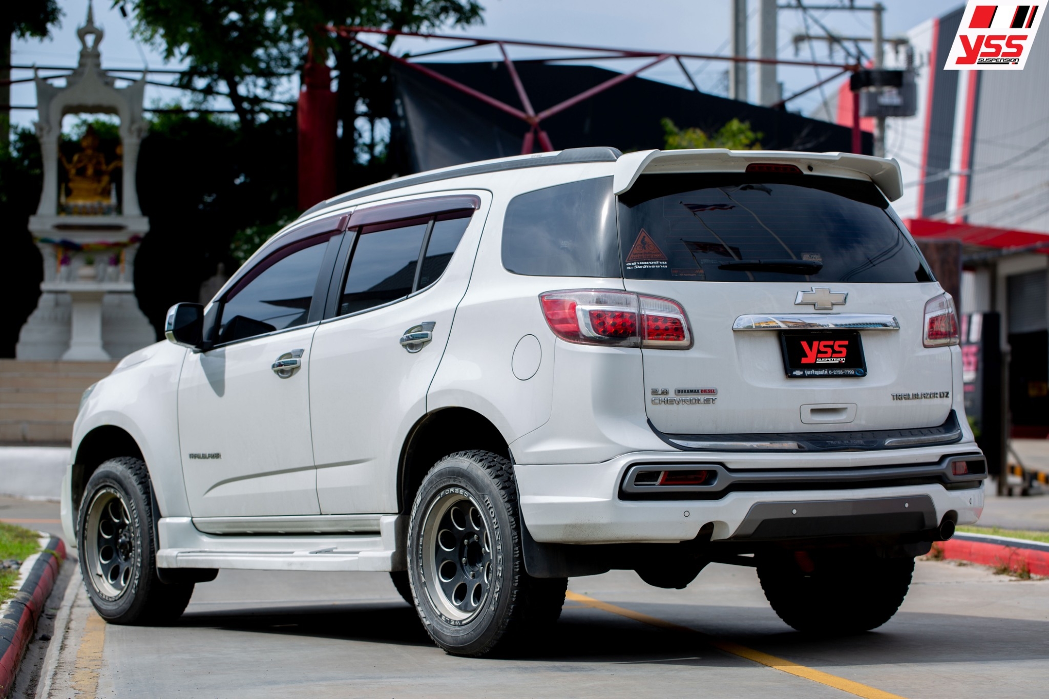 โช้คอัพ Monotube สปริง YSS รุ่น E-Series รถ Trailblazer ปี 12-20