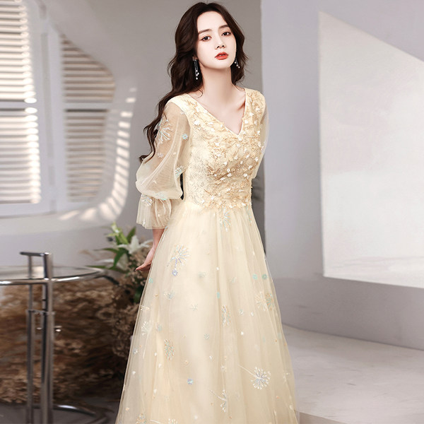 ชุดราตรี ชุดราตรีสวยหรู แบบ ทันสมัย Evening dress