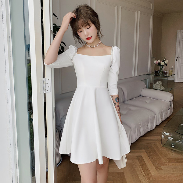 ชุดราตรี ชุดราตรีสวยหรู แบบ ทันสมัย Evening dress