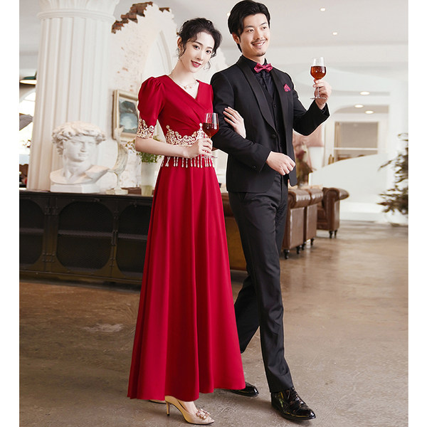 ชุดราตรี ชุดราตรีสวยหรู แบบ ทันสมัย Evening dress