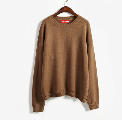 Sweater เสื้อสเวทเตอร์แขนยาว สีน้ำตาล ทรงสวย จะใส่เดี่ยวไหรือใส่โค้ทคลุมก็เริ่ด