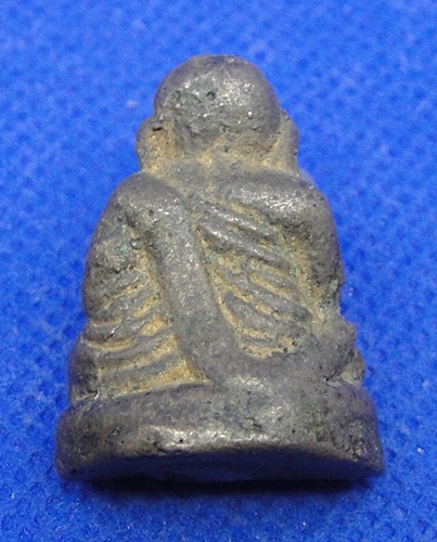 หลวงพ่อเงินกรุวัดขวาง