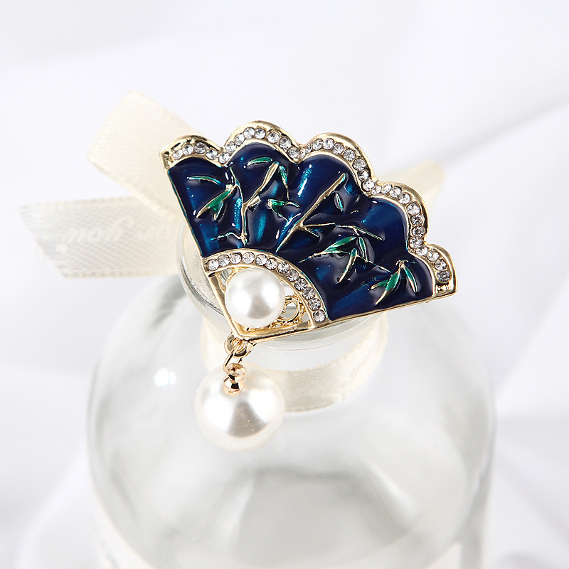 เข็มกลัด เข็มกลัดสวยๆ เข็มกลัดติดเสื้อ Brooch