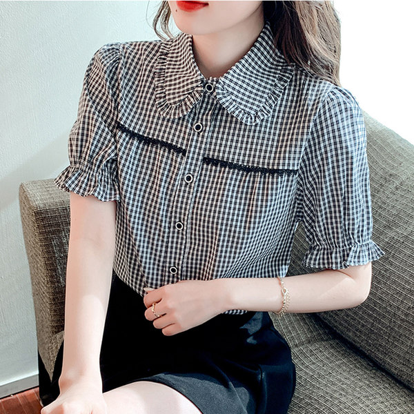 เสื้อลูกไม้ แขนสั้น