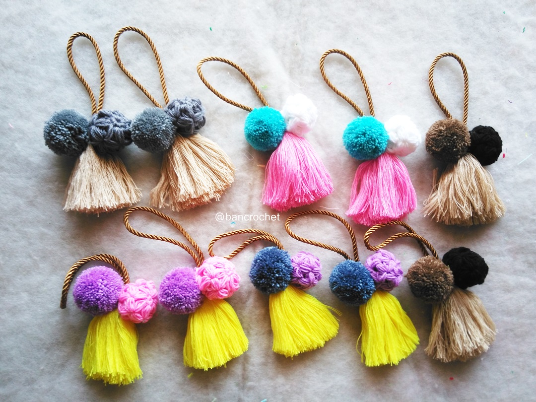 Bancrochet ราคาส่ง พวงกุญแจพู่ห้อยกระเป๋า Tassel keychain (wholesale price) สีคละสี 7 นิ้ว