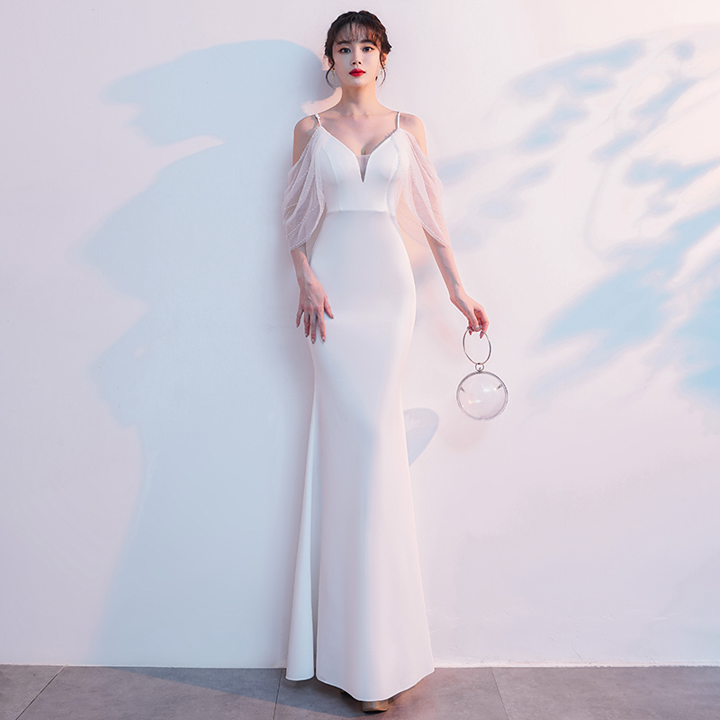 ชุดราตรี ชุดราตรีสวยหรู แบบ ทันสมัย Evening dress