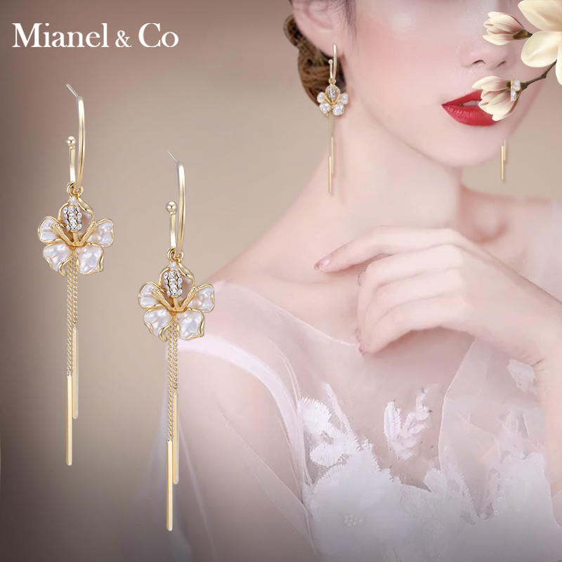 ต่างหู ตุ้มหูแฟชั่น By Mianel &Co