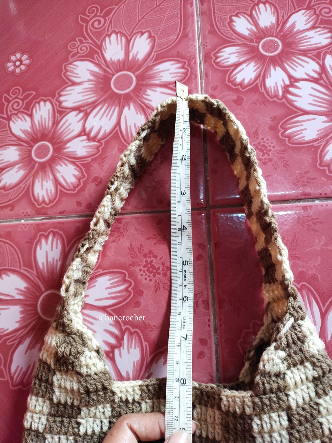 Bancrochet กระเป๋าถักลายตาราง Crochet Bag หลากสี 20*20 cm