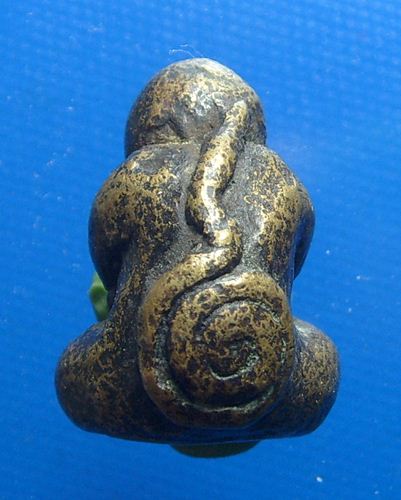 พระปิดตาเขาอ้อ