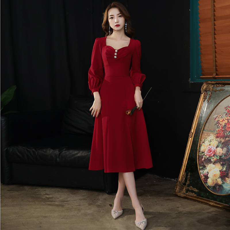 ชุดราตรี ชุดราตรีสวยหรู แบบ ทันสมัย Evening dress