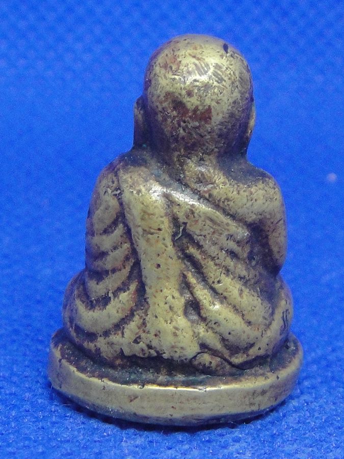 หลวงพ่อเงิน วัดบางคลาน