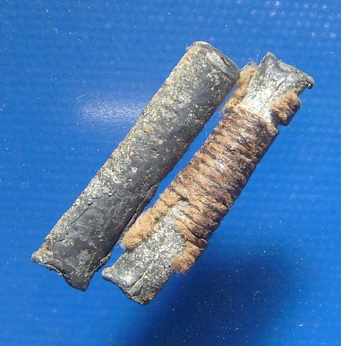 ตะกรุดหลวงพ่อปาน เนื้อตะกั่ว