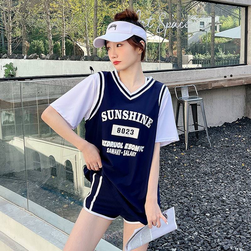 ชุดว่ายน้ำผู้หญิง ชุดว่ายน้ำน่ารัก Bikini ชุดไปทะเล