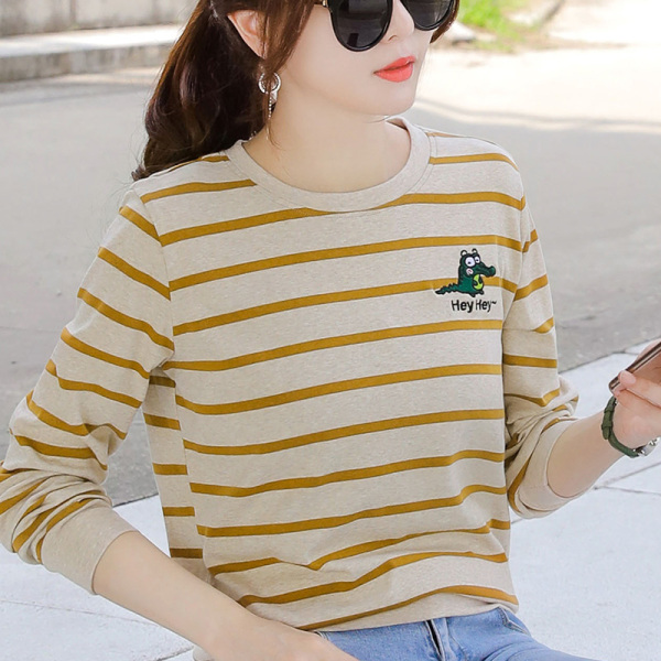 เสื้อยืดวัยรุ่น เสื้อยืดผู้หญิง