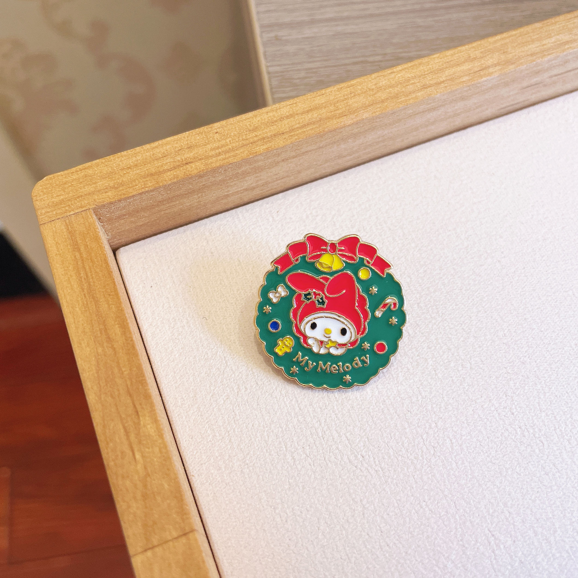 เข็มกลัด เข็มกลัดสวยๆ เข็มกลัดติดเสื้อ Brooch